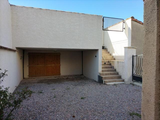 Maison 3 pièces, 45 m² à louer à Capestang 34310