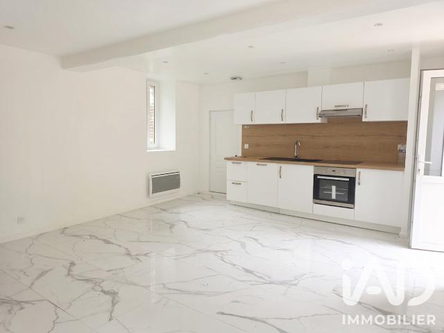 Maison 3 pièces, 45 m² à louer à Armeau 89500