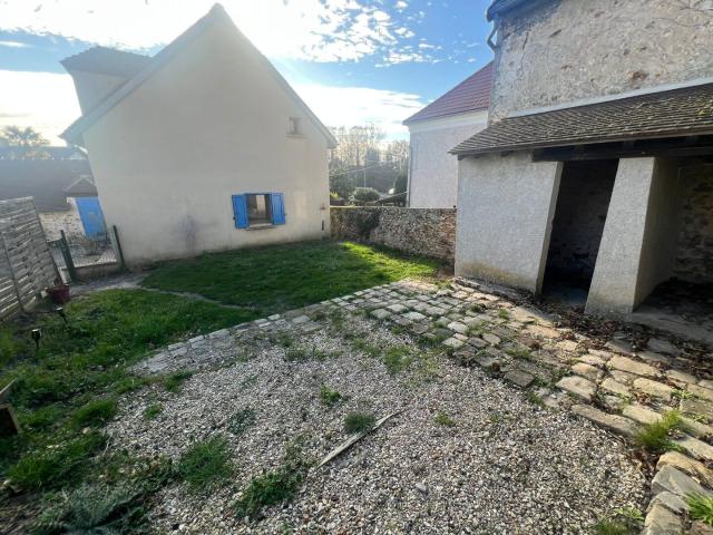 Maison 3 pièces, 48 m² à louer à Forges les Bains 91470
