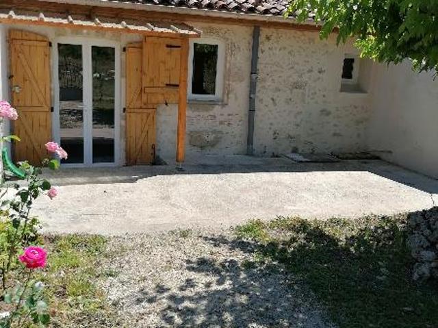 Maison 3 pièces, 49 m² à louer à Noaillan 33730