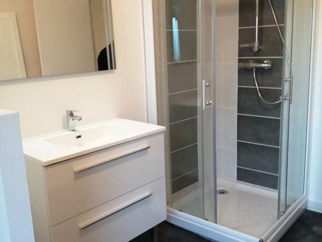Maison 3 pièces, 50 m² à louer à Gannat 03800