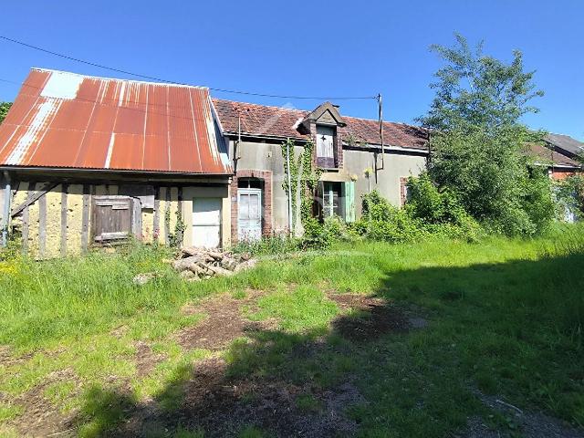 MAISON 3 PIECES 50M2 À RÉNOVER AVEC GRAND TERRAIN AU CALME
