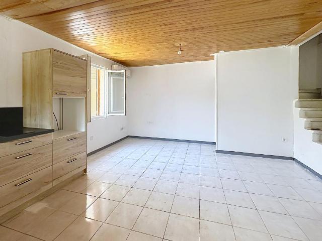 Maison 3 pièces, 52 m² à louer à Avignon 84000