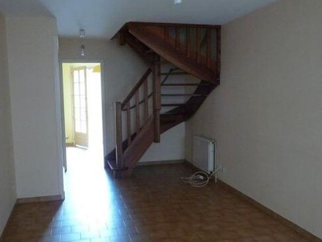 Maison 3 pièces, 53 m² à louer à Sainte Foy la Grande 33220