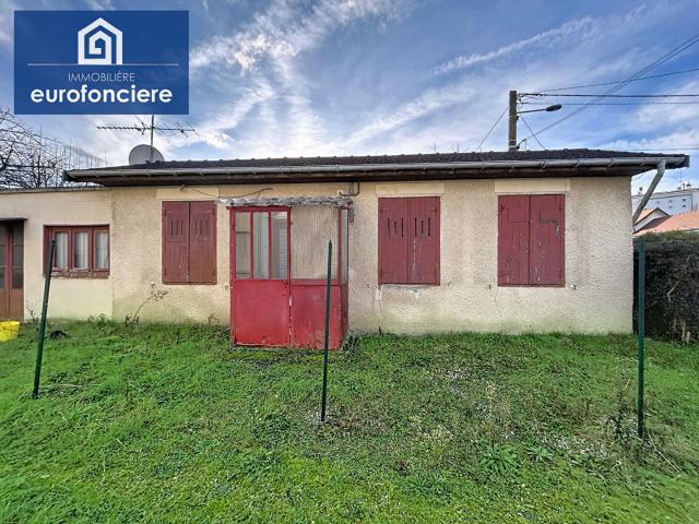 Maison 3 pièces 554 m²