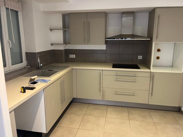 Maison 3 pièces, 56 m² à louer à Lyon 8 69008