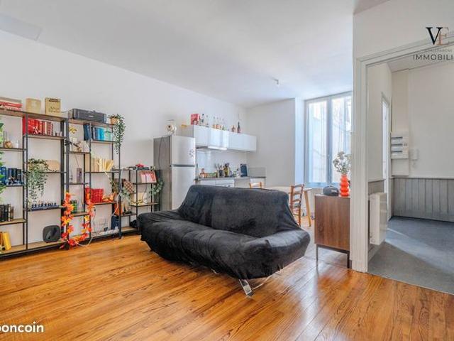 Maison 3 pièces 57 m² avec cour et cave