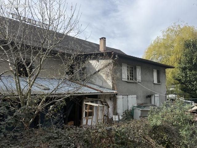 Maison 3 pièces 600 m²