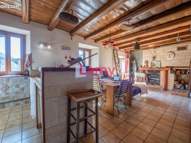 Maison 3 pièces 60 m²