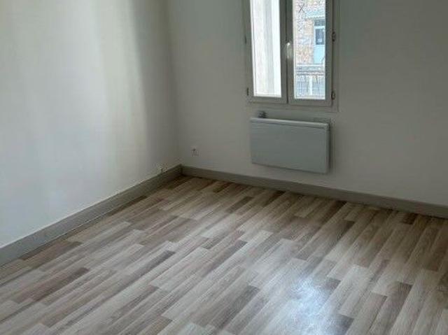 Maison 3 pièces, 60 m² à louer à Sainte Foy la Grande 33220