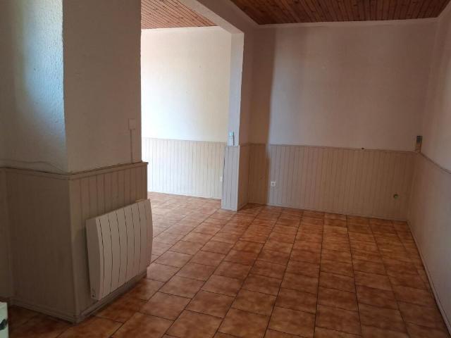 Maison 3 pièces, 61 m² à louer à Nîmes 30000