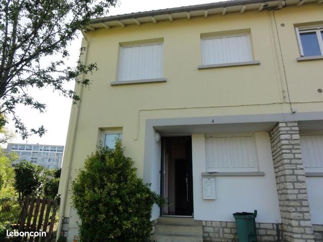 Maison 3 pièces, 62 m² à louer à Nontron 24300