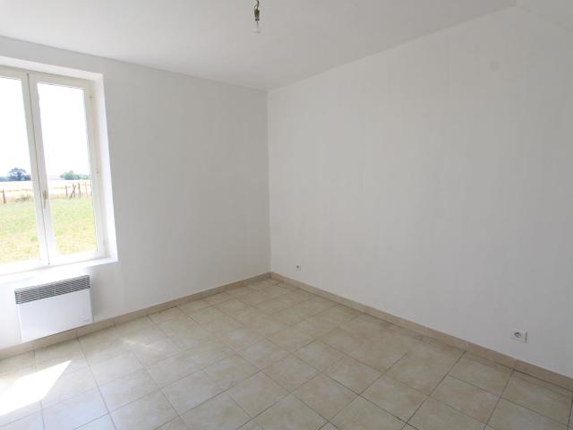 Maison 3 pièces, 62 m² à louer à Saint Léger le Petit 18140