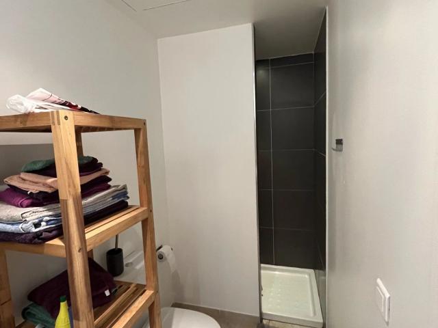 Maison 3 pièces, 63 m² à louer à Jouques 13490
