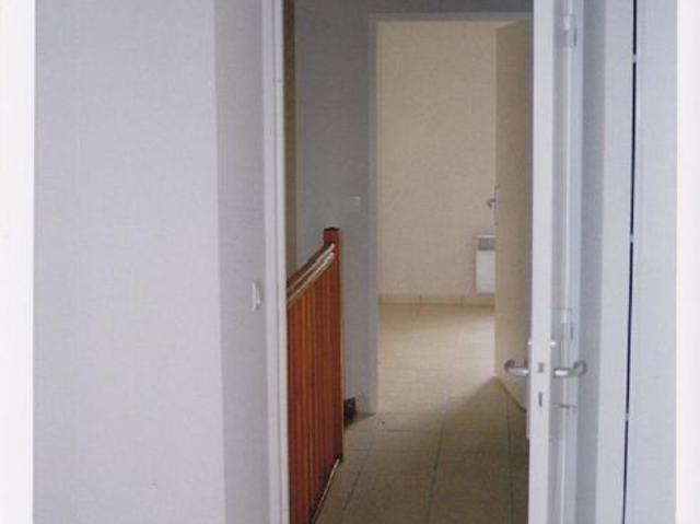 Maison 3 pièces, 64 m² à louer à Blaye 33390