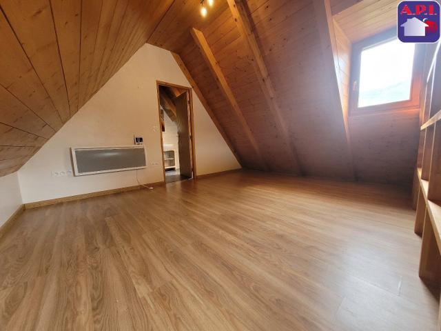 Maison 3 pièces, 64 m² à louer à Saint Jean du Castillonnais 09800