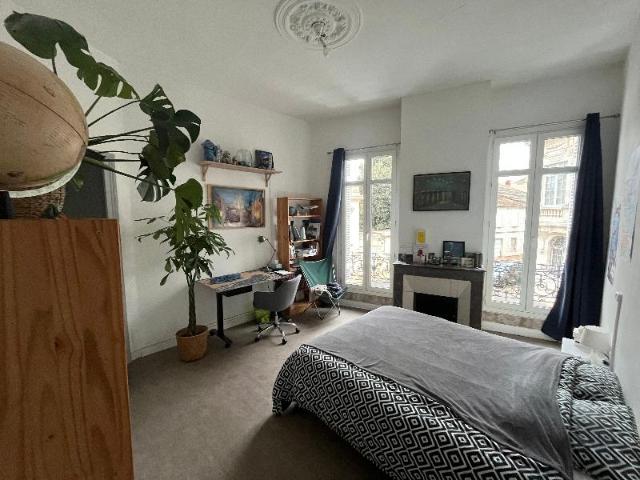 Maison 3 pièces, 65 m² à louer à Bordeaux 33000