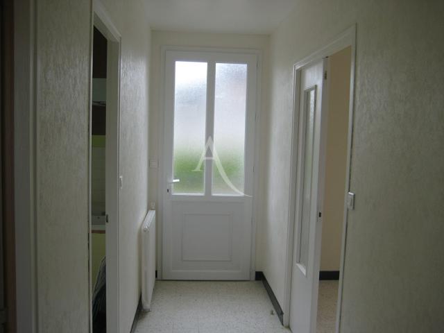 Maison 3 pièces, 65 m² à louer à Vitry aux Loges 45530
