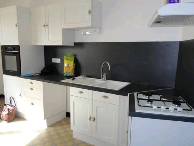 Maison 3 pièces, 65m² en location à Taulignan 645 € par mois