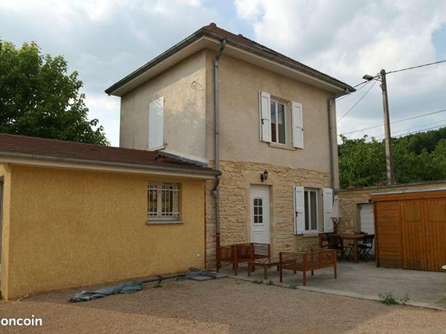 Maison 3 pièces 70 m²
