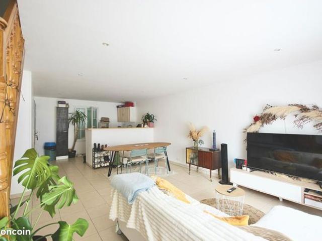 Maison 3 pièces 70 m²
