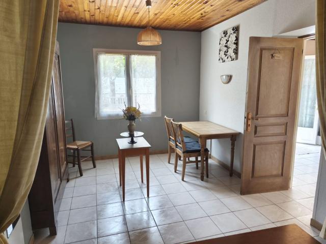 Maison 3 pièces, 70 m² à louer à Lézan 30350