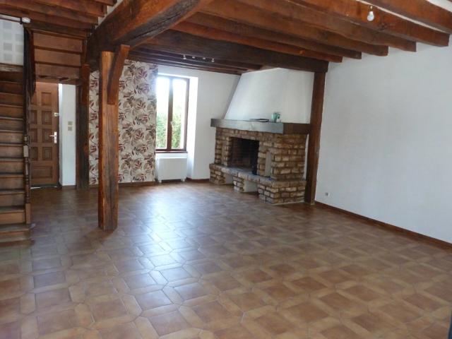 Maison 3 pièces, 70 m² à louer à Vierzon 18100