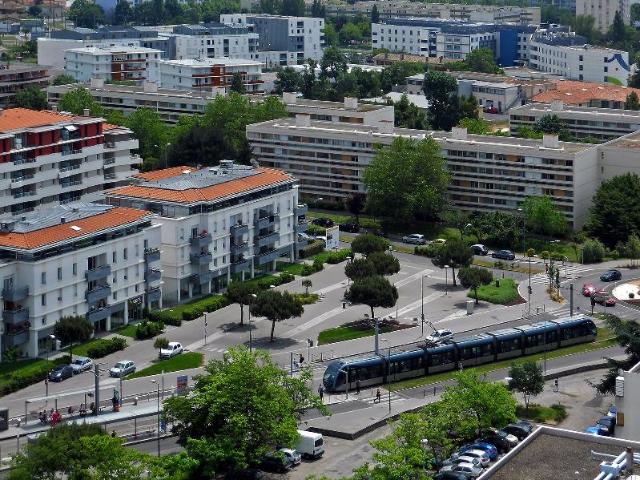 Maison 3 pièces, 73 m² à louer à Lormont 33310