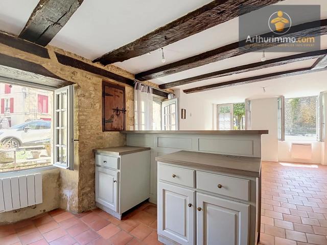 Maison 3 pièces, 73 m² à louer à Val de Louyre et Caudeau 24510