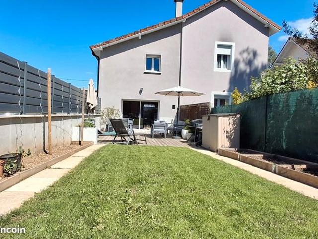 Maison 3 pièces 74 m²