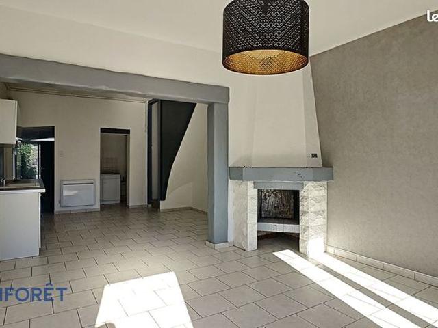 Maison 3 pièces 74 m²