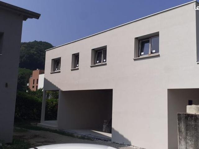 Maison 3 pièces 75 m²