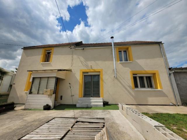 Maison 3 pièces 90 m²