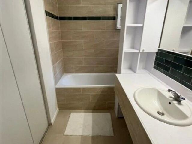 Maison 3 pièces, 75 m² à louer à Bordeaux 33000