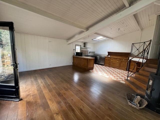 Maison 3 pièces, 75 m² à louer à Saint Cyr au Mont d'Or 69450