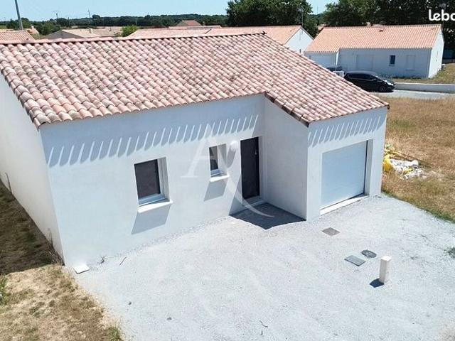 Maison 3 pièces 77 m²