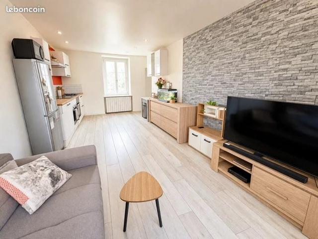 Maison 3 pièces 77 m²