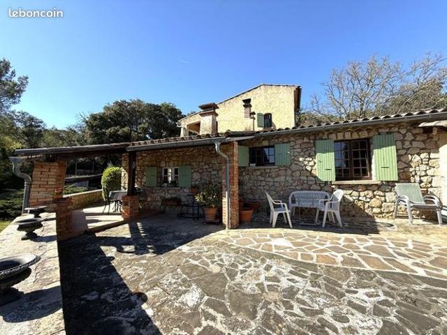 Maison 3 pièces 77 m²