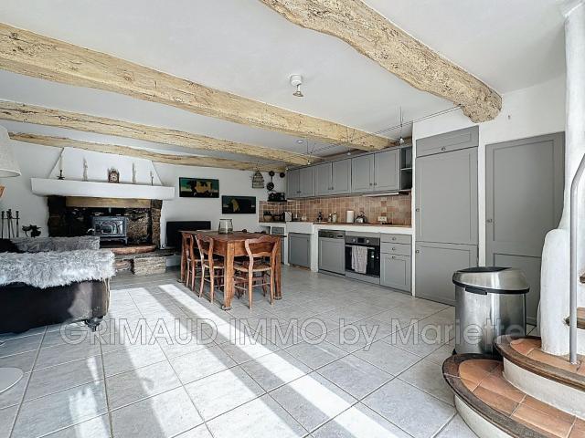 Maison 3 pièces 77 m²