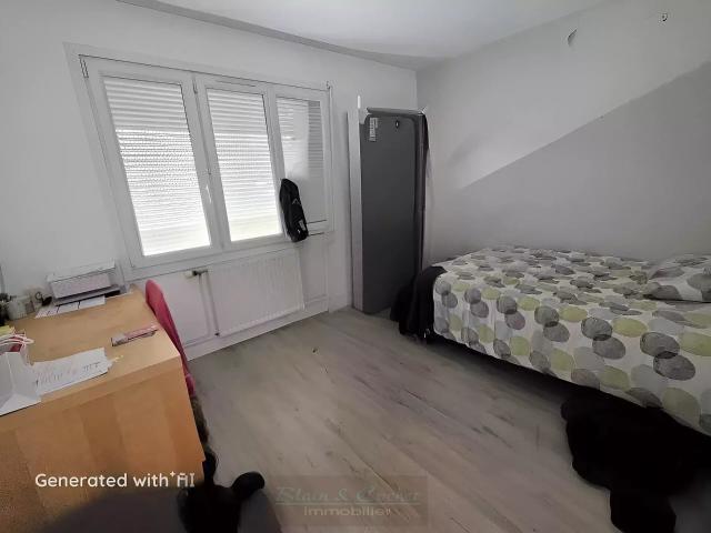 Maison 3 pièces, 78 m² à louer à Pannes 45700