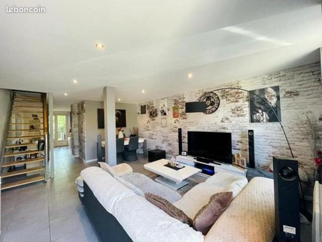 Maison 3 pièces 80 m²