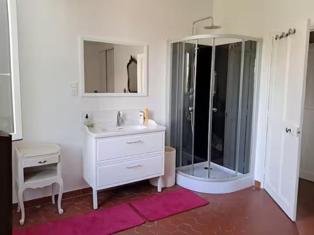 Maison 3 pièces, 80 m² à louer à Avignon 84000