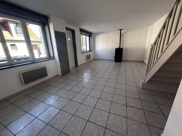 Maison 3 pièces, 80 m² à louer à Labeuvrière 62122