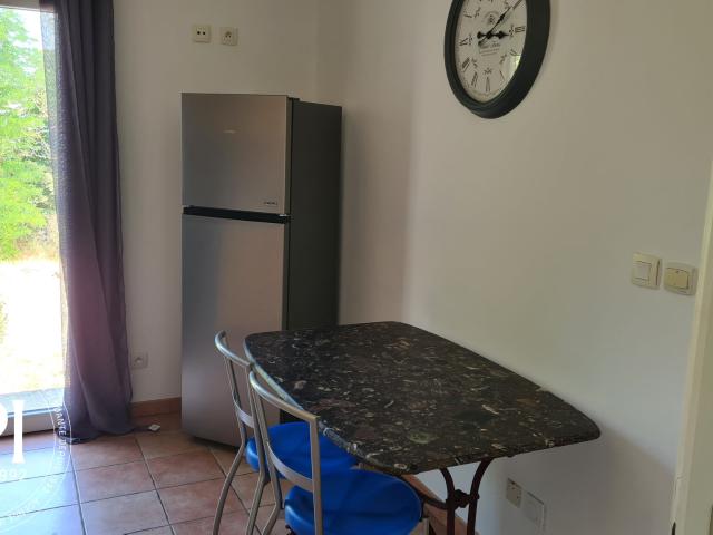 Maison 3 pièces, 80 m² à louer à Montréal 11290