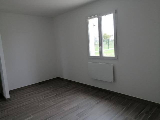 Maison 3 pièces, 80 m² à louer à Saint Hilaire de Villefranche 17770