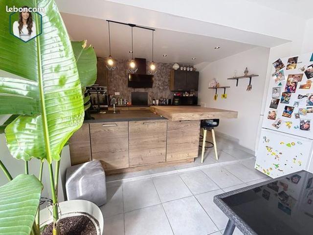 Maison 3 pièces 81 m²