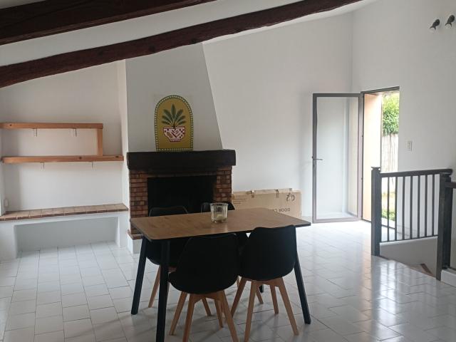 Maison 3 pièces, 81 m² à louer à Bouyon 06510
