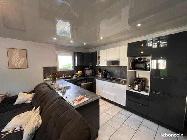 Maison 3 pièces 82 m²