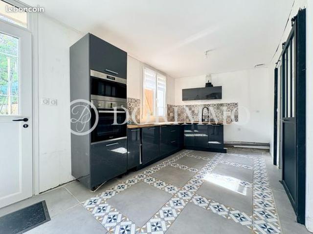 Maison 3 pièces 82 m²