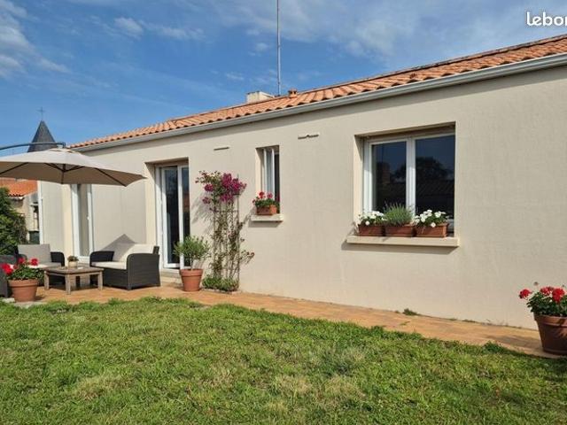 Maison 3 pièces 82 m²